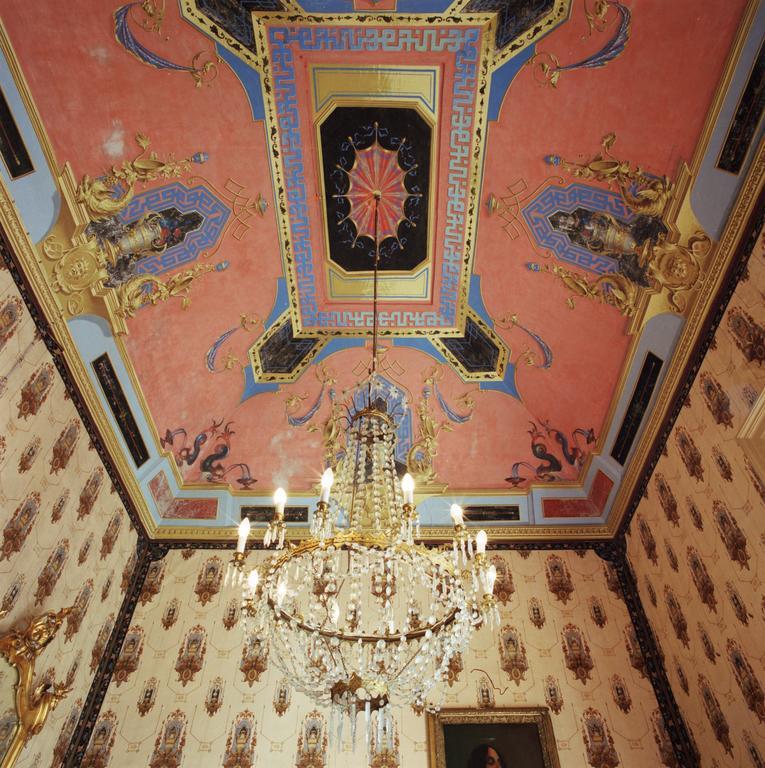 Palazzo Leuzzi B&B Галатоне Номер фото
