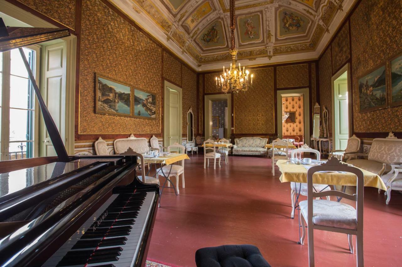 Palazzo Leuzzi B&B Галатоне Экстерьер фото