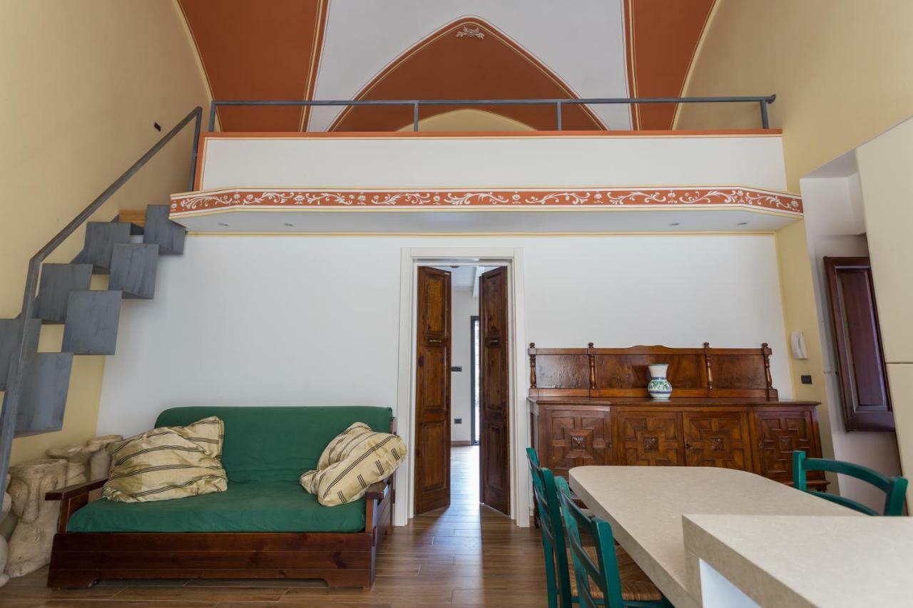 Palazzo Leuzzi B&B Галатоне Экстерьер фото